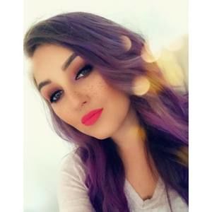 Meet your Posher, Cortneé